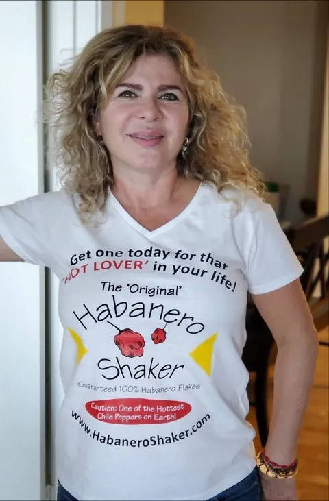 Joel's wife wearing Hot Lover tee